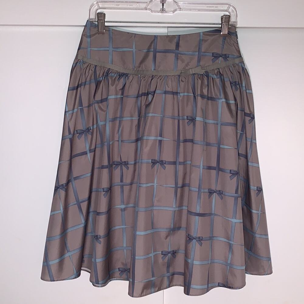 LIKE NEW Isaac Mizrahi‎ skirt